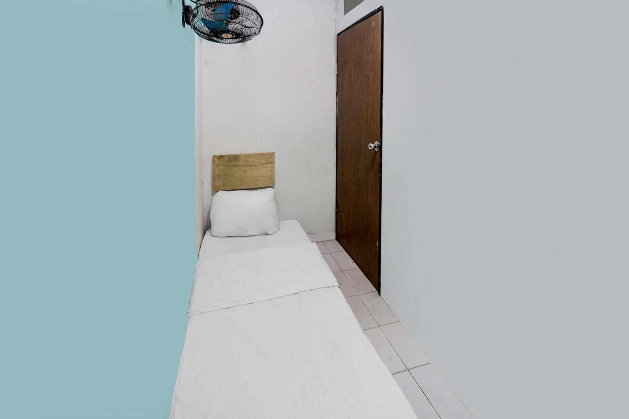 Spot On 91781 Solo Baru Homestay Syariah Jodoh  외부 사진