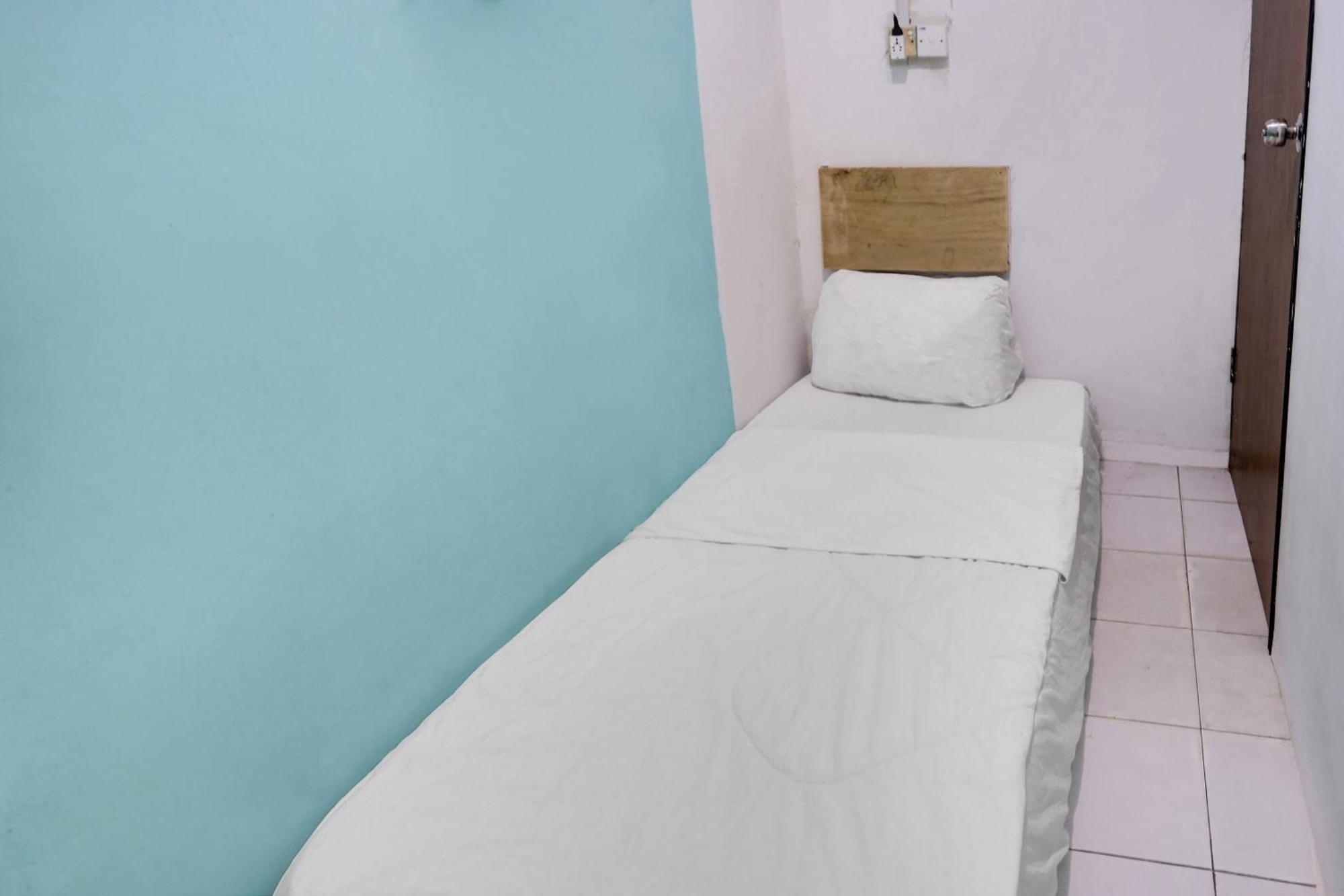 Spot On 91781 Solo Baru Homestay Syariah Jodoh  외부 사진