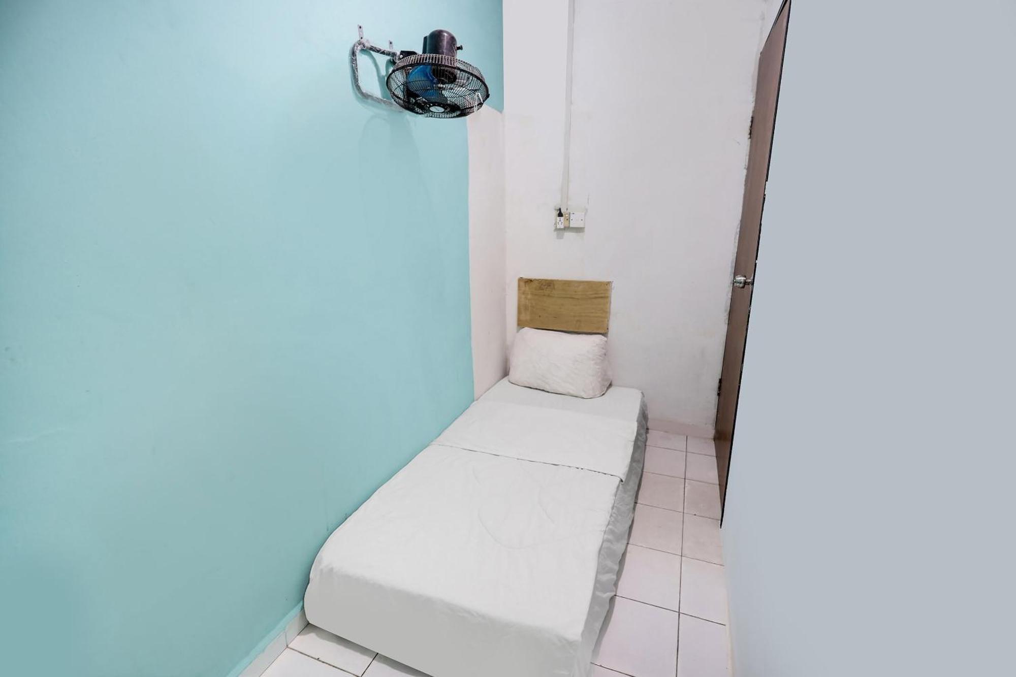Spot On 91781 Solo Baru Homestay Syariah Jodoh  외부 사진